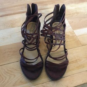 Coconuts by Matisse Size 10